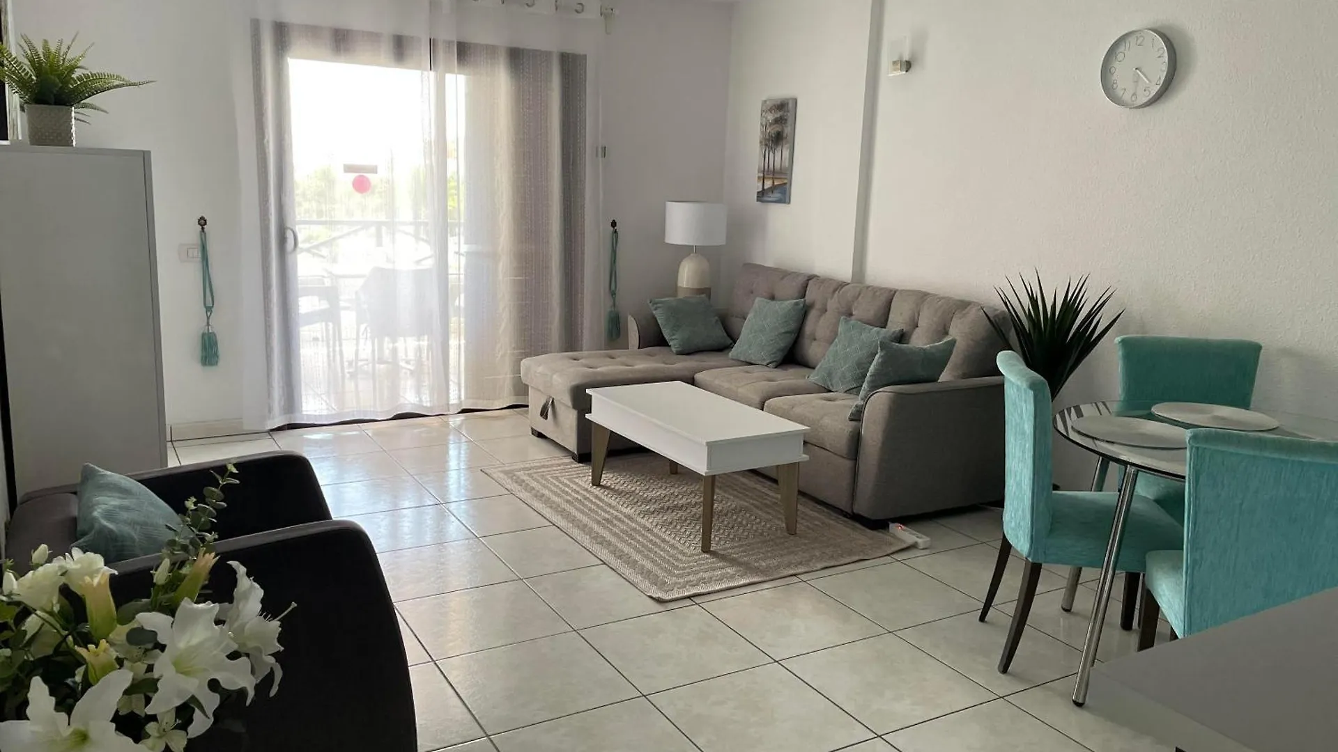Lovely Central Apartament In Los Cristianos Hiszpania